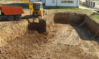 Рытье котлованов под фундамент в чусовом – цена от 2648 руб. за м3 | 2Землекопа-Чсв