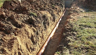 Копка траншей для водопровода в чусовом: цена за метр от 954 руб.