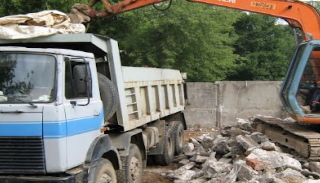 Вывоз строительного мусора с участка в чусовом недорого от 1589 руб. | 2Землекопа-Чсв